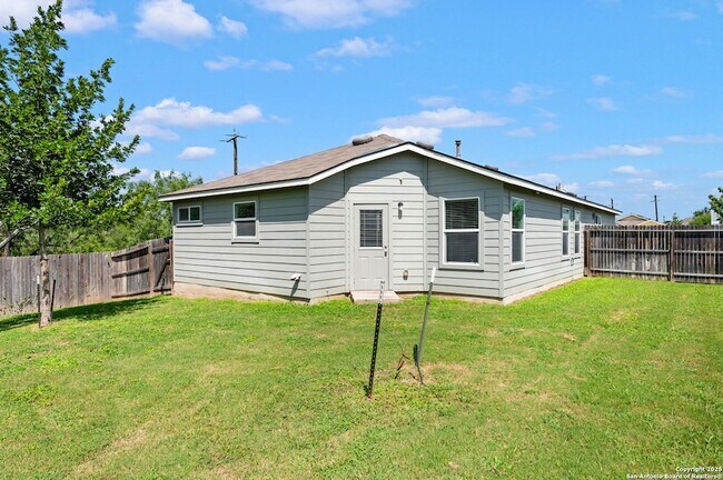 Building Photo - 5502 Rosillo Hill