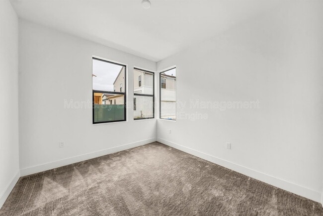 Building Photo - 111 Sea Shell Ave