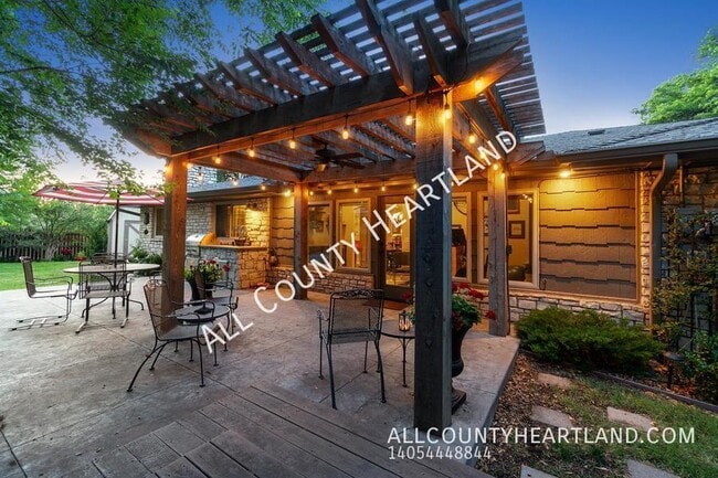 Building Photo - 2948 Kerry Ln