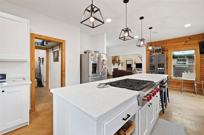 Building Photo - 9854 Weir Lp Cir
