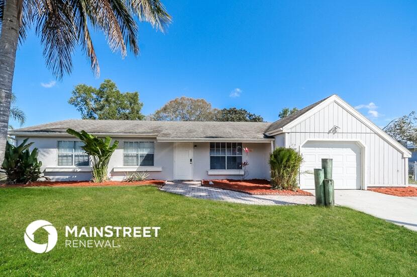 Building Photo - 353 SW Belmont Cir