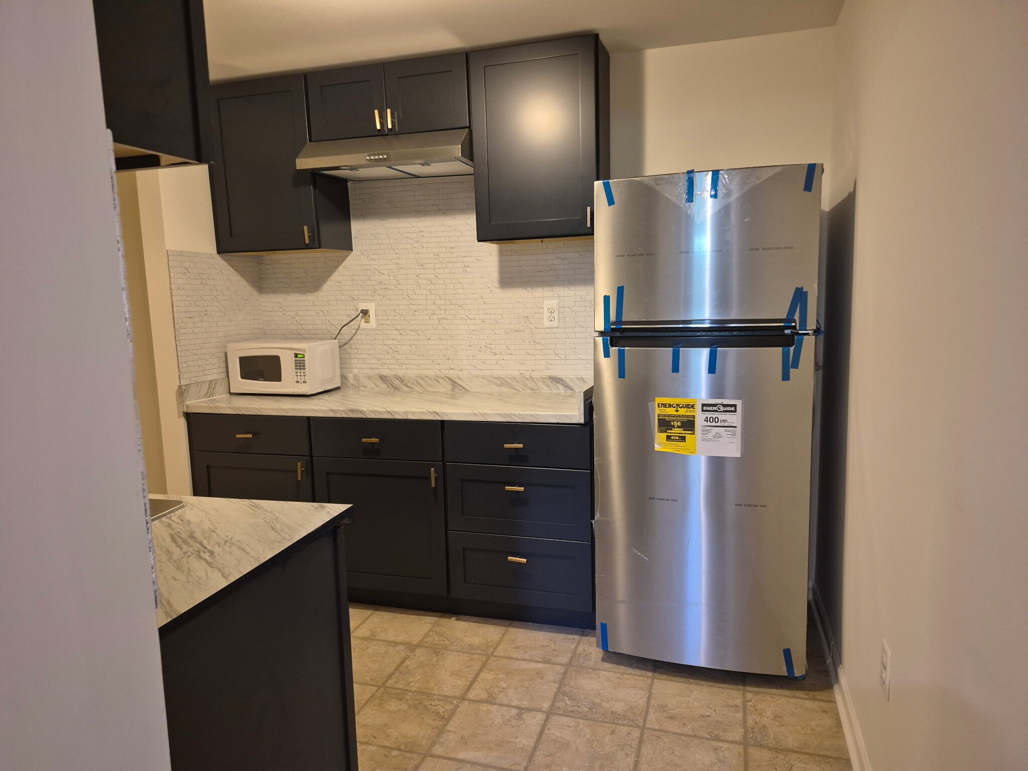 Building Photo - 4 Fieldstone Ct