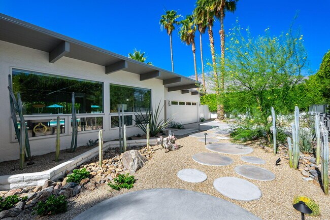 Building Photo - 1155 E Paseo El Mirador