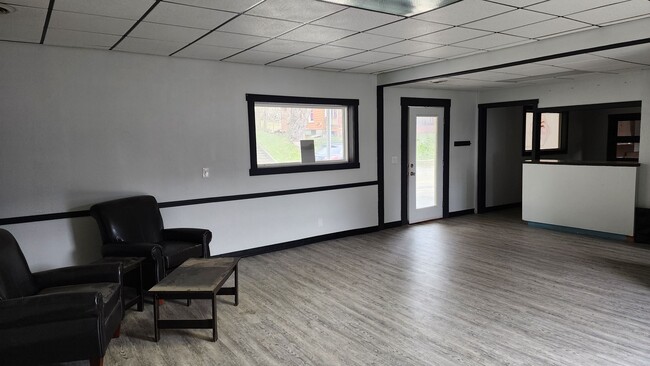 Building Photo - Commercial Space for Rent! Follow Your Ame...