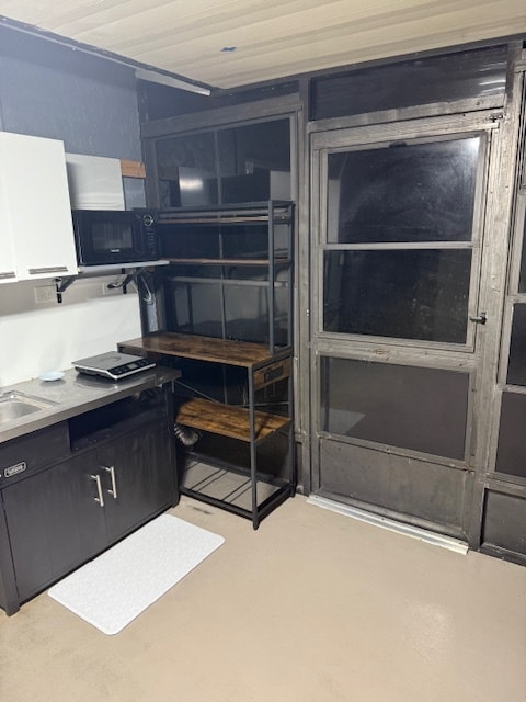 Building Photo - 4744 Gardenbrook Ln