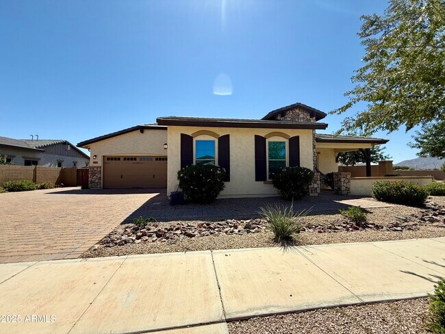 Primary Photo - 20911 E Watford Dr