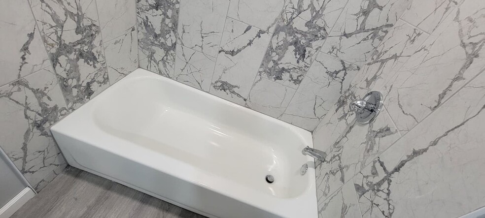 Bathroom #1 - 518 George St