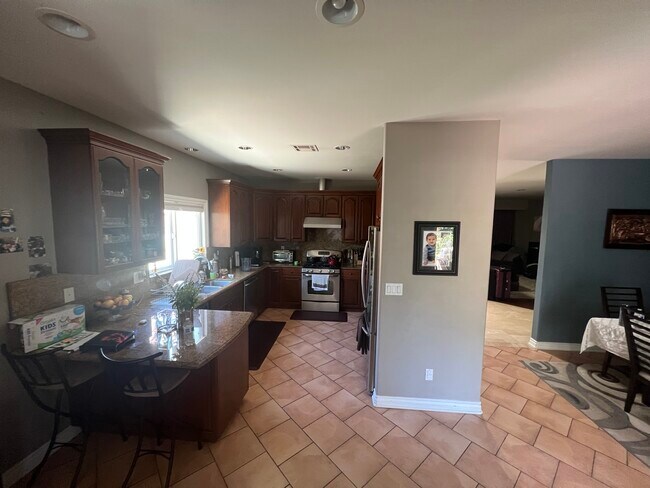 Building Photo - 6947 Jellico Ave