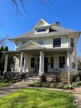 Building Photo - 409 E Main St