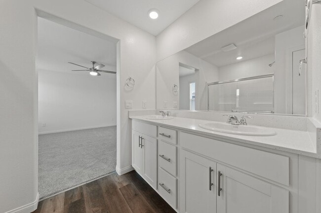 Building Photo - Brand New 3 Bedroom + Loft Home in Cadence...