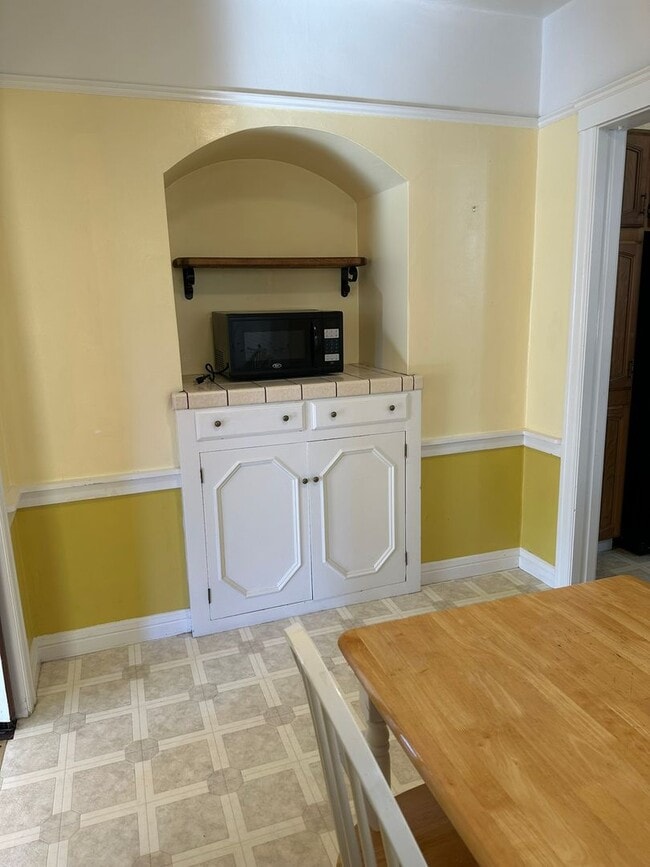 Building Photo - Mt Davidson Manor Home for Rent