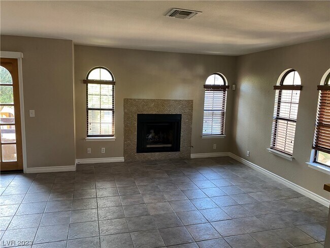 Building Photo - 4027 Nook Way