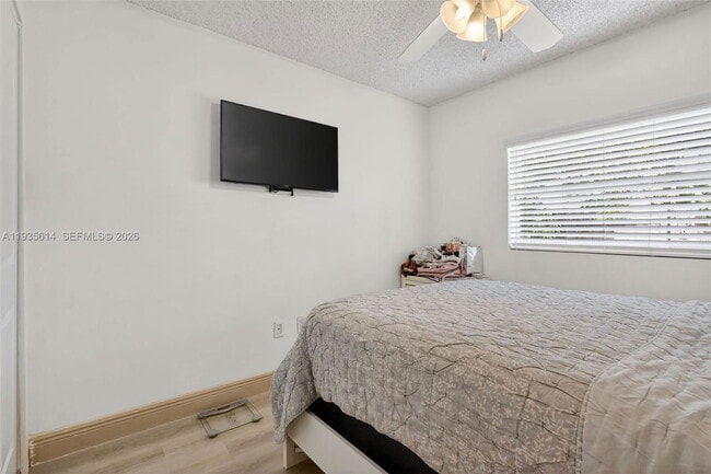 Building Photo - 5571 NW 188th St