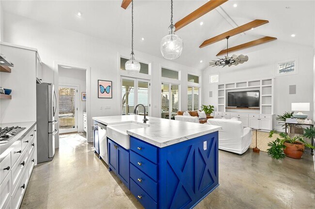 Building Photo - 1101 Lorrain St