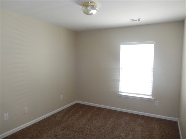 Building Photo - 2131 Appaloosa Way