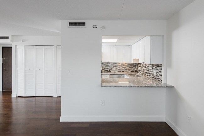 Building Photo - 73 Broad Reach