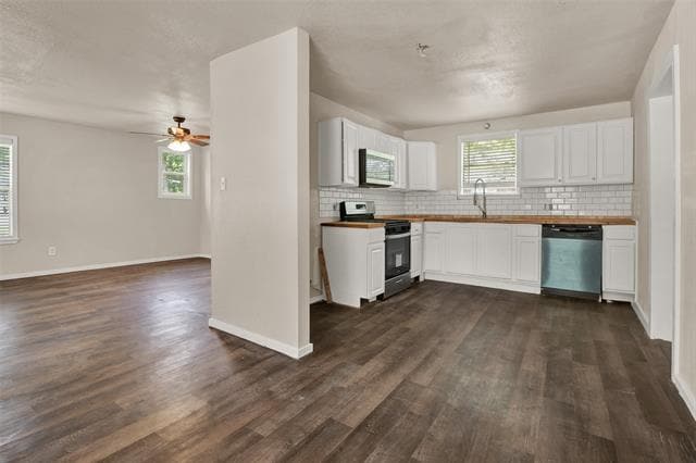 Building Photo - 1477 W Austin St