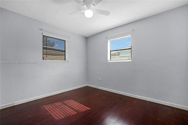 Building Photo - 801 N 70th Ave