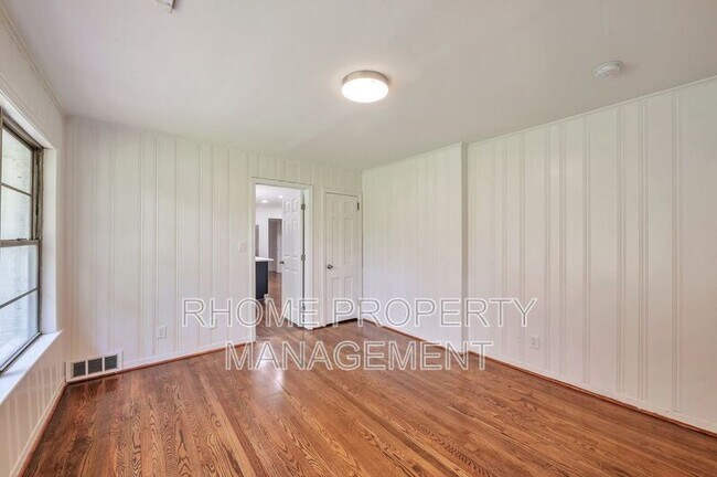 Building Photo - 1332 Willis Mill Rd SW