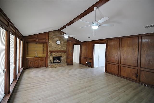 Building Photo - 6014 Lakeshore Dr