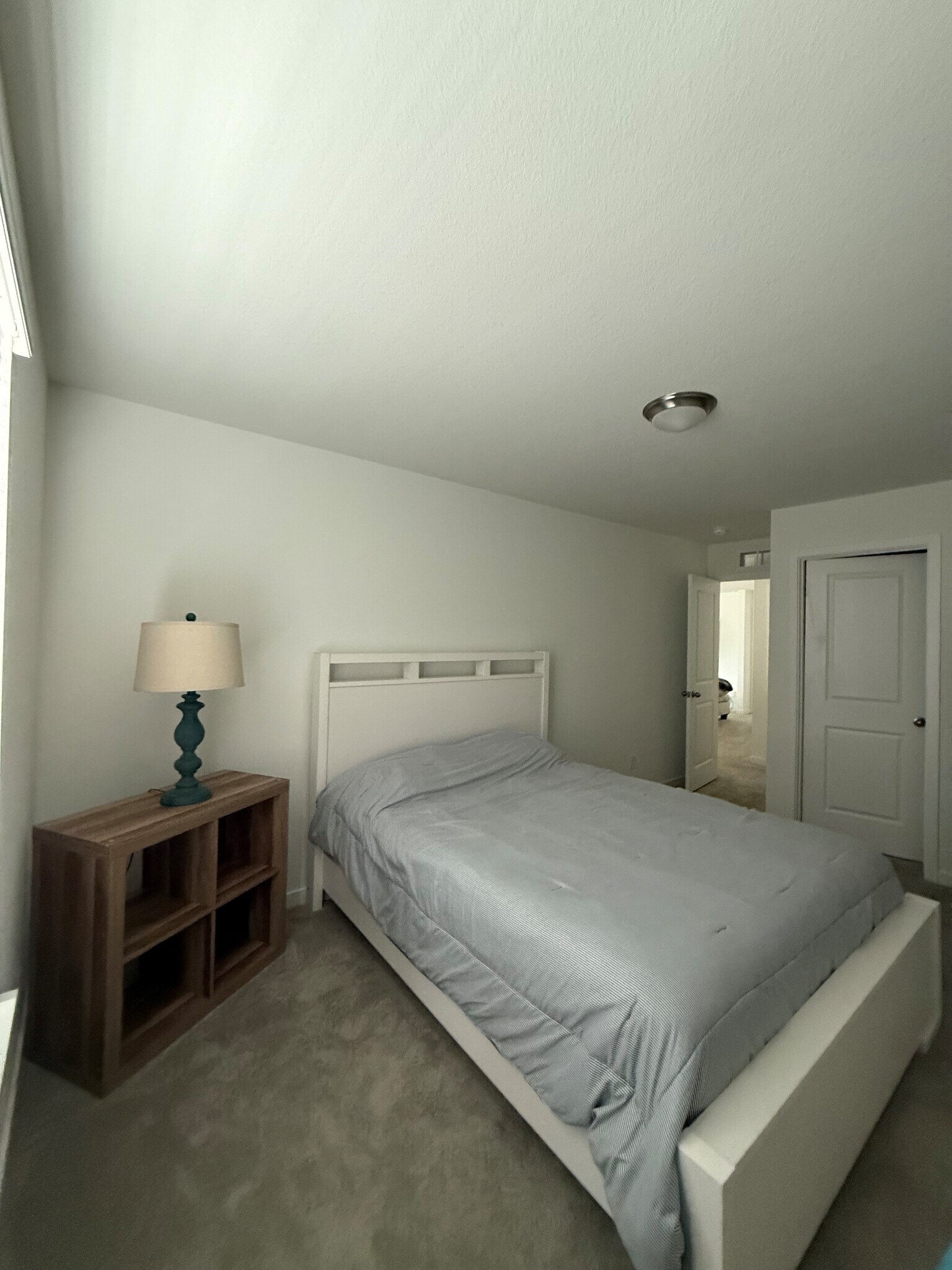 Building Photo - 8978 Woodmere Ct