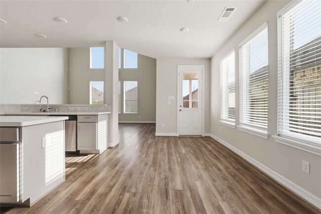 Building Photo - 2638 Settler Hl Dr