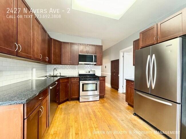 Building Photo - 2427 N Avers Ave