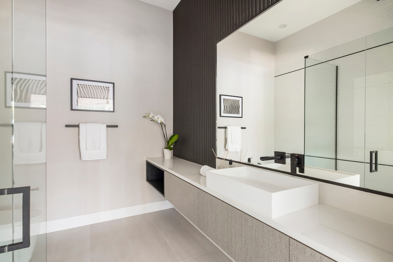 Building Photo - 22020 Alizondo Dr