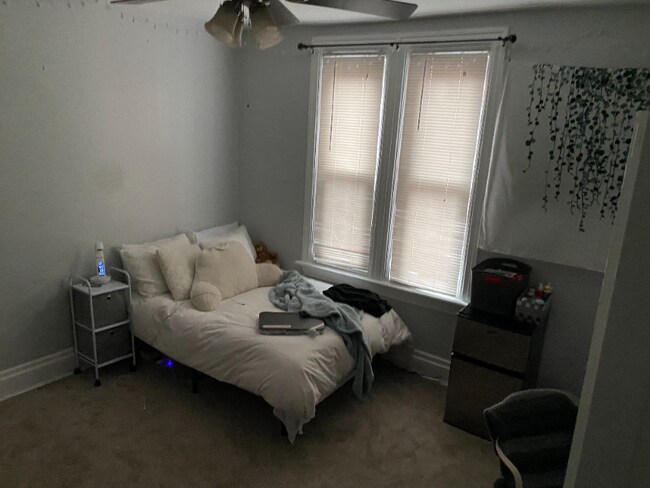 Building Photo - 66 S 22nd St