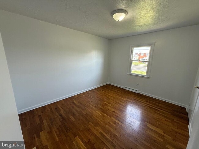 Building Photo - 103 Taft Ave