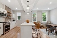 Building Photo - 161 Nesbit St