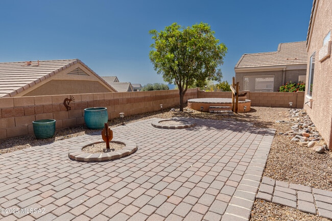 Building Photo - 5357 W Eagle Claws Ct