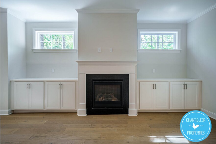 Building Photo - 49 Nuthatch