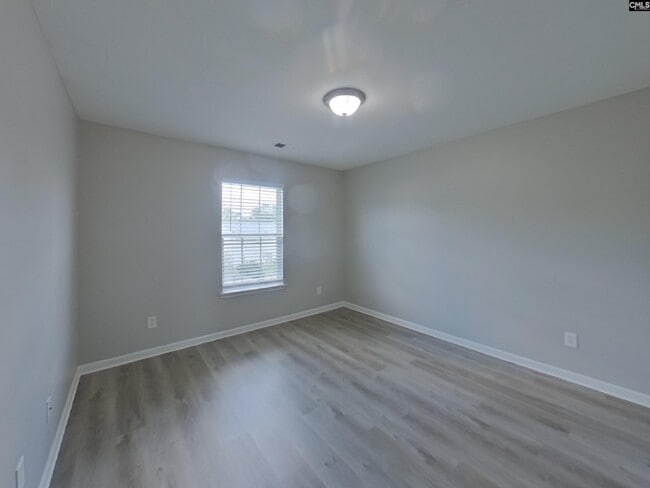 Building Photo - 414 Grand National Ln