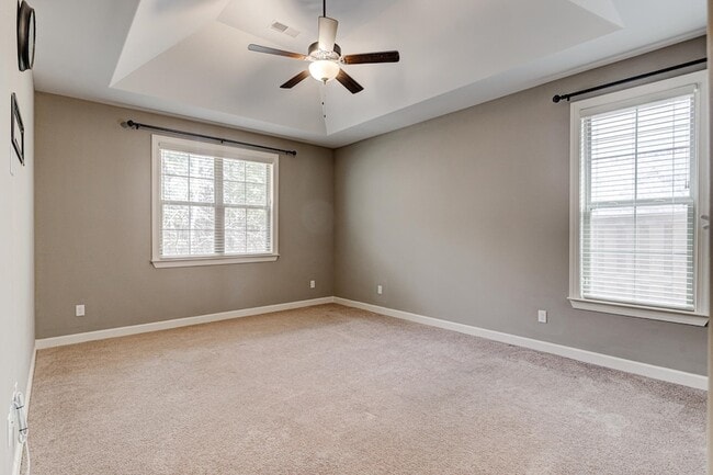 Building Photo - 8764 Brunswick Forest Dr