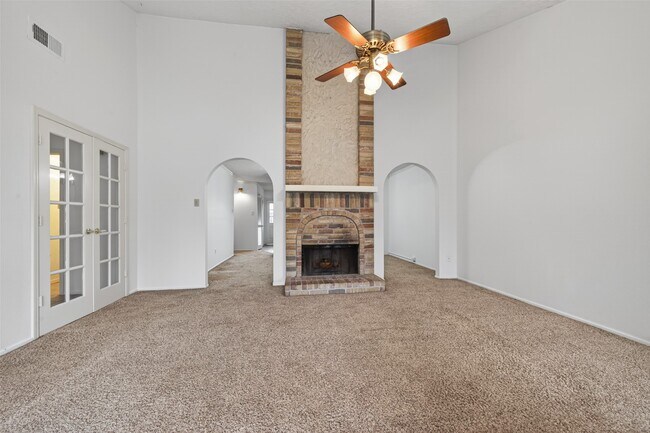 Building Photo - 13908 Cravenridge Dr