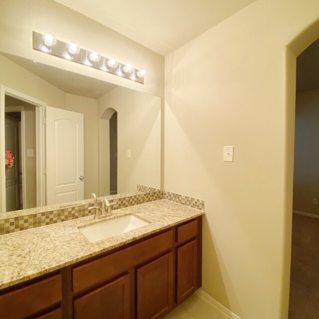 Building Photo - 710 Streamwood Ln