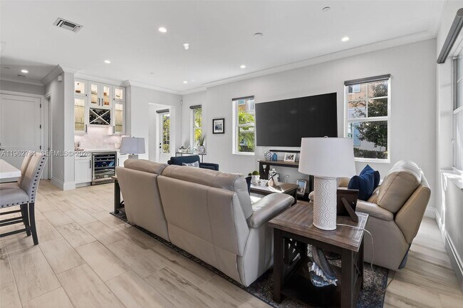 Building Photo - 620 Inlet Waters Cir