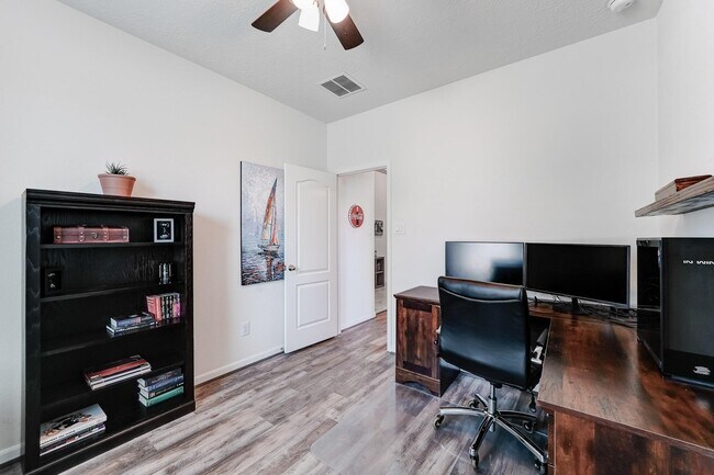 Building Photo - 1502 Wheatley Hill Ln