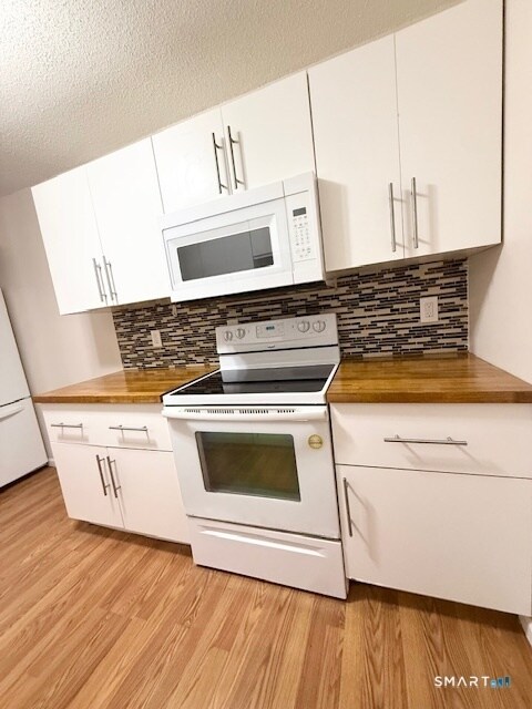 Building Photo - 95 Woodsedge Dr