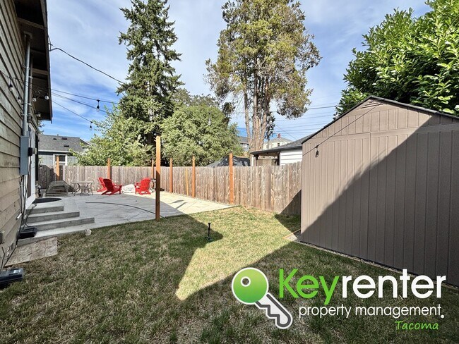Building Photo - Fully Remodeled Tacoma Home with Detached ...