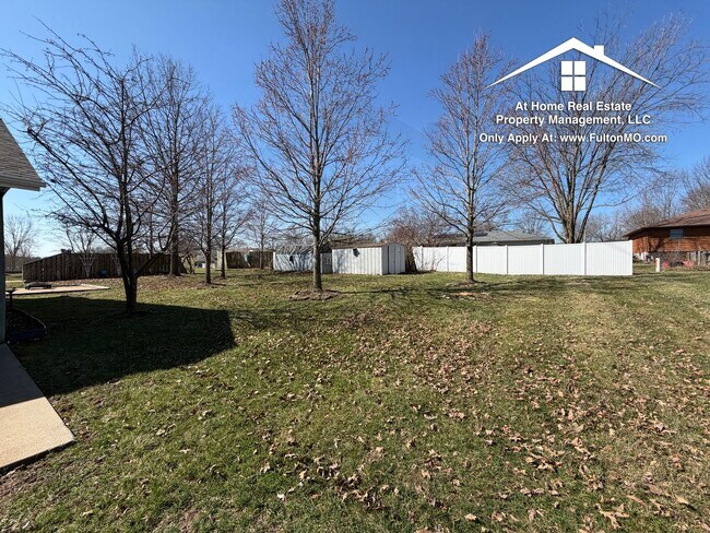 Building Photo - 1117-1119 Ashton Circle East