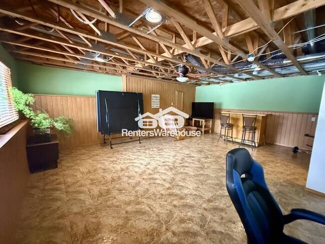 Building Photo - SFH - 6 Bed Farmington for Rent - Avail May 2026