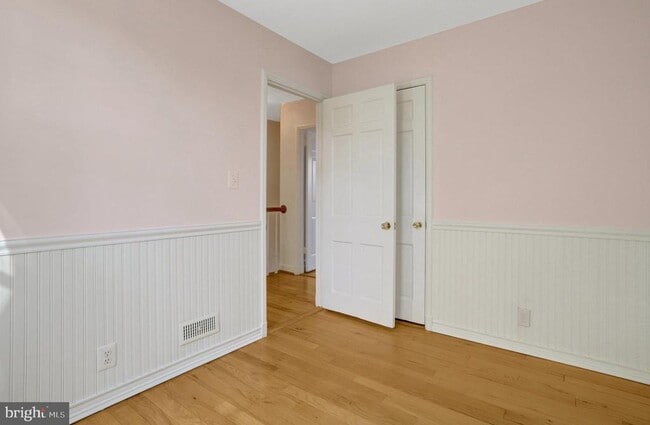 Building Photo - 4326 36th St S