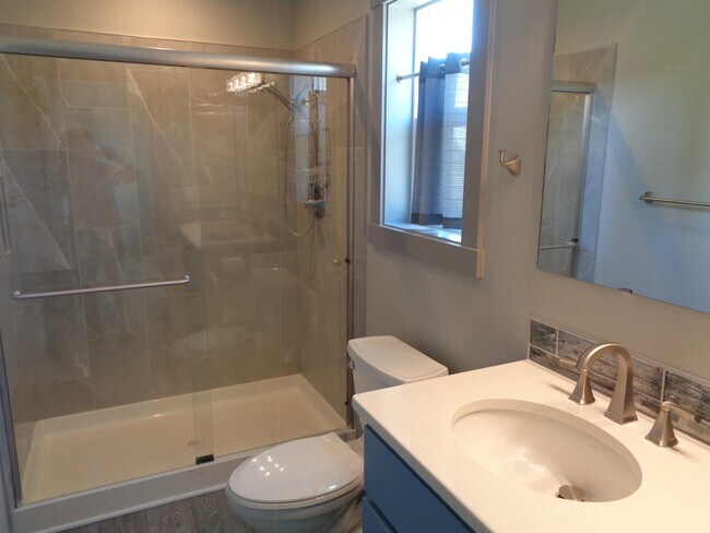 Building Photo - 1364 Northern Heights Loop NE