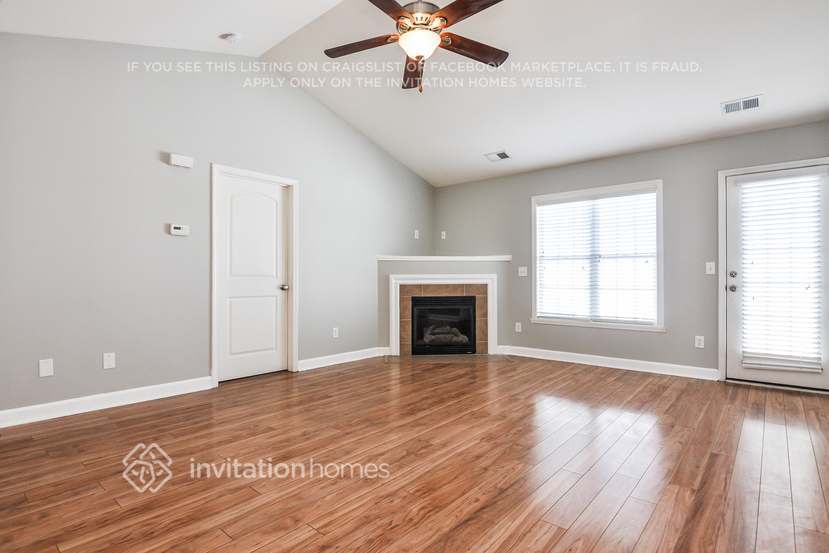 Building Photo - 5623 Roundup Cir