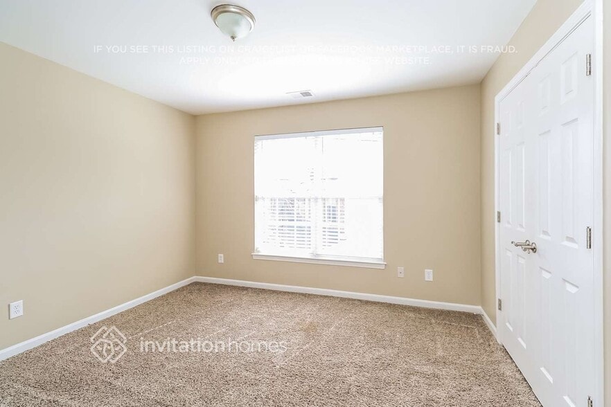 Building Photo - 15415 Saxon Trace Ct