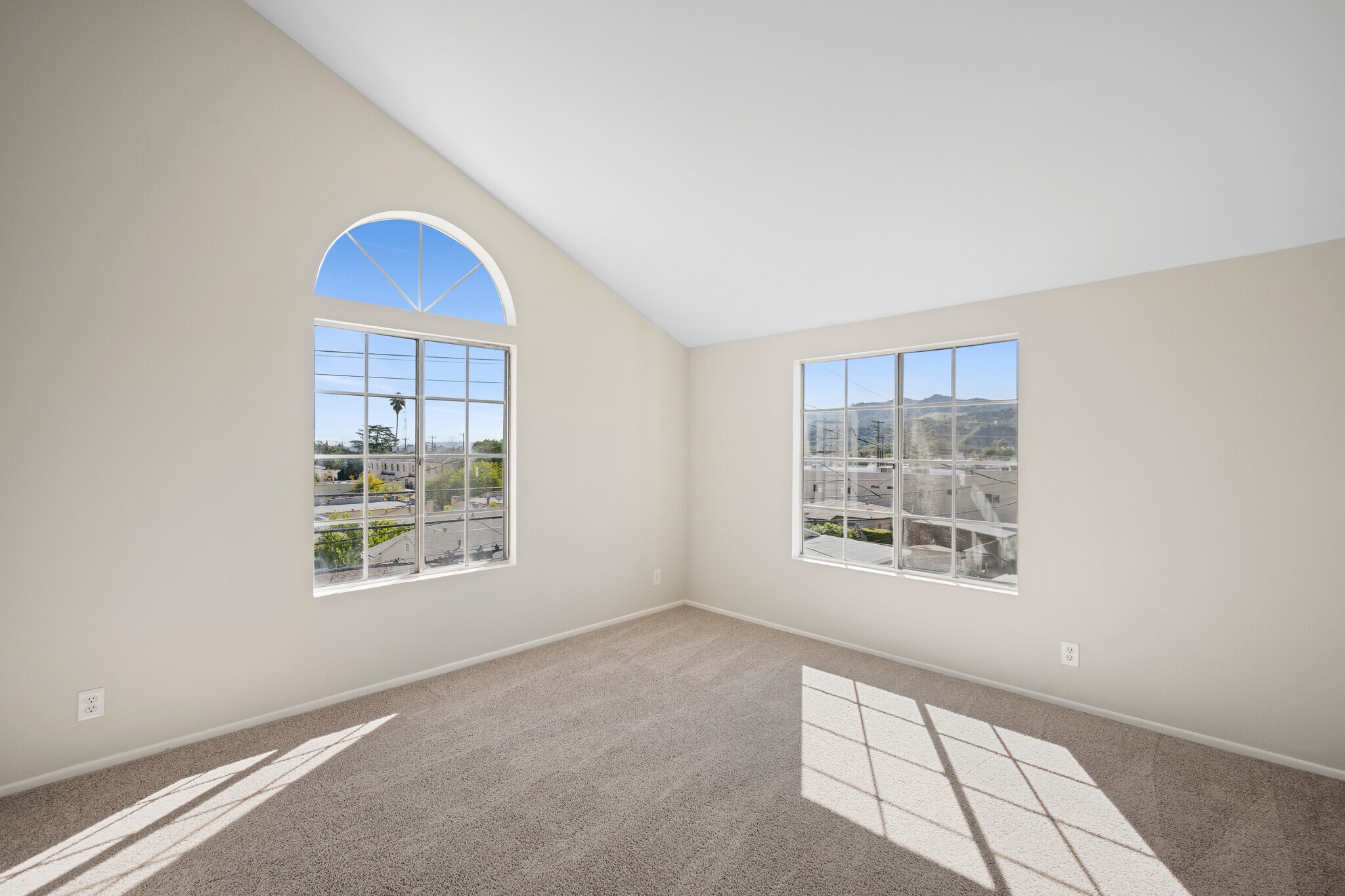 Building Photo - 1030 Ruberta Ave