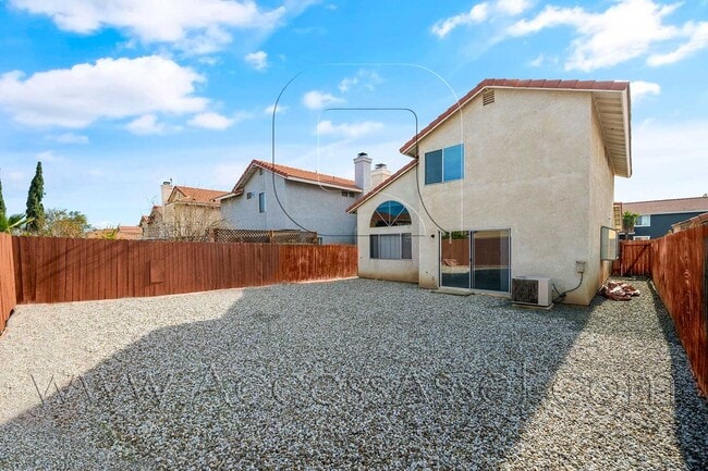 Building Photo - Stunning Two-story Residence With 3-Bed/3-Bath  In Perris!