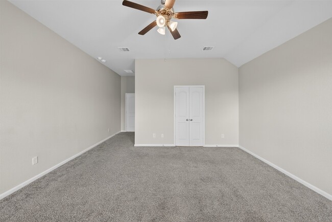 Building Photo - 18222 Humber River Ln